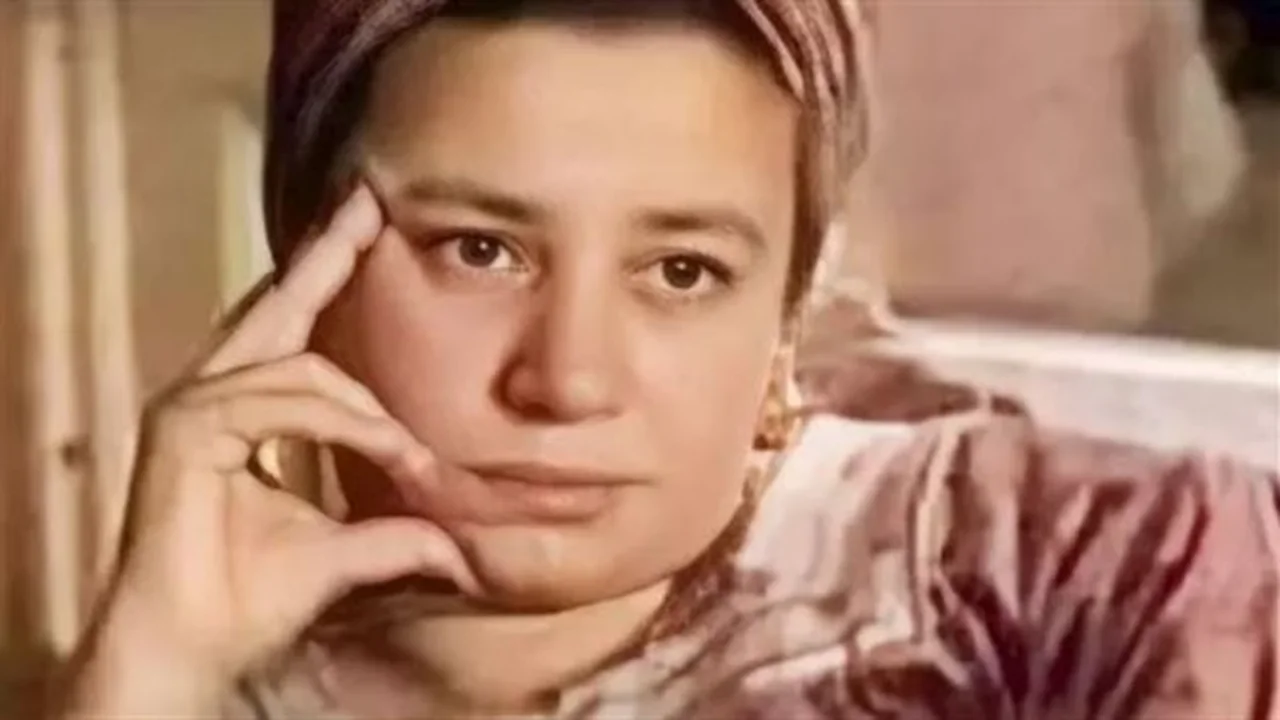 هاشتاج يتصدر التريند.. تفاعل واسع مع أحدث ظهور للفنانة عبلة كامل الآن